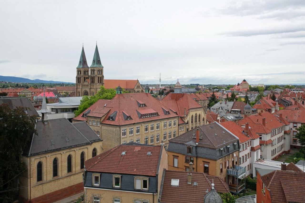 Amelie No 1 Hotel & Appartements Landau in der Pfalz Exterior photo